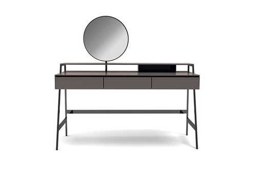 Venere Writing DeskBy Gallotti & Radice